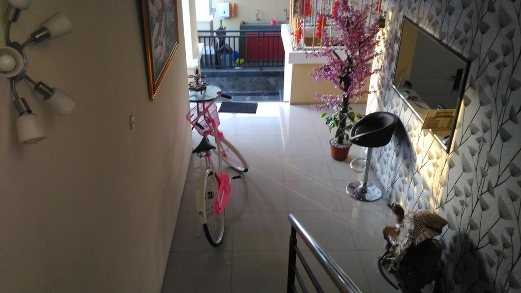 Diponegoro House Hotel ซาลาตีกา ภายนอก รูปภาพ