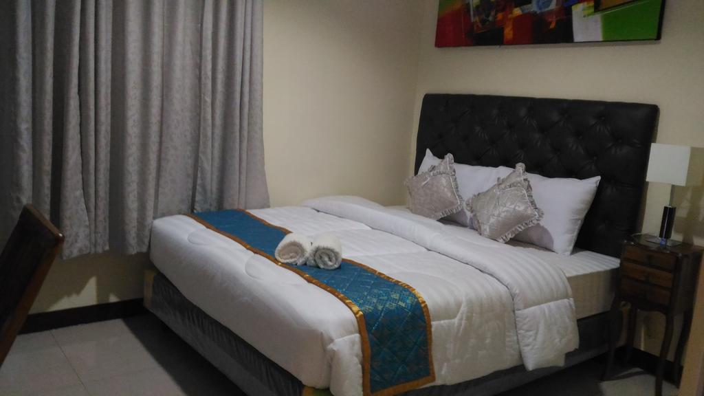 Diponegoro House Hotel ซาลาตีกา ภายนอก รูปภาพ